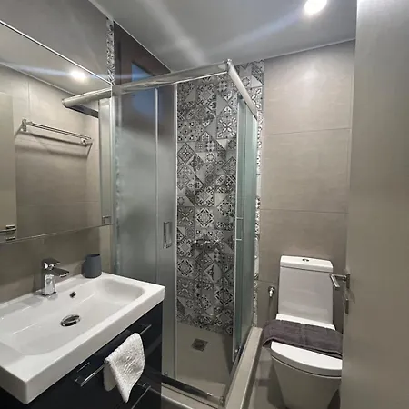 Aei Seaside Apartmán Karianí