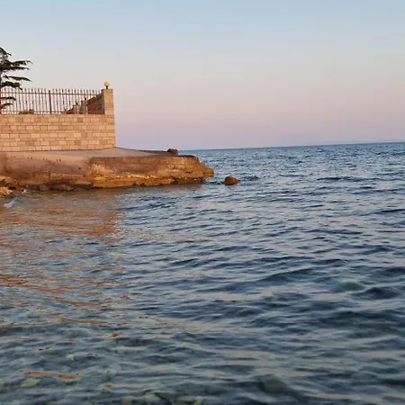 Aei Seaside * Kariani